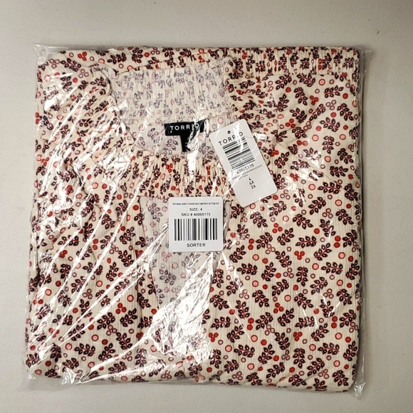 ❤️NWT VINTAGE TORRID CHOKER BLOUSE - GARDEN PRINT - SMOCKED - PLUS SIZE - Picture 4 of 10